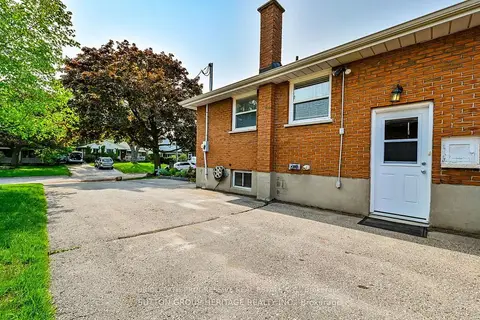 621 Wychwood Street