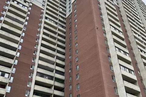 5 Massey Square 2908