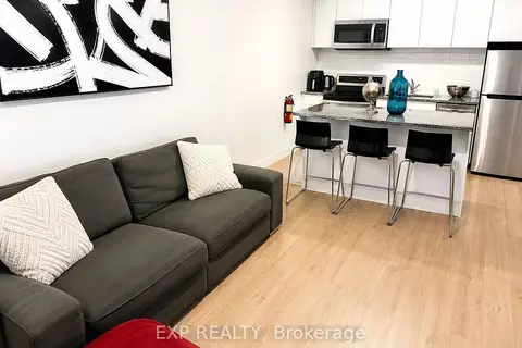 1740 Simcoe Street N 53
