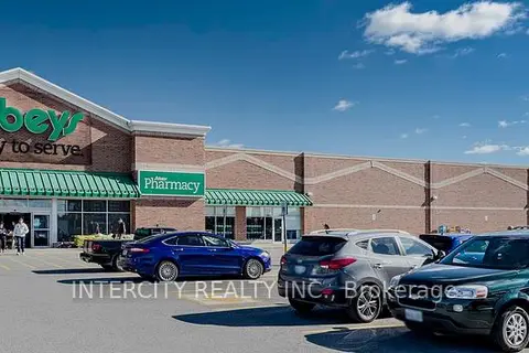 1615 Dundas Street E 406 W