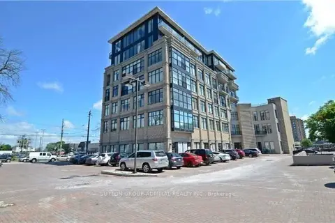 10376 Yonge Street 208