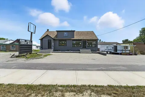 31 Centre Street #1