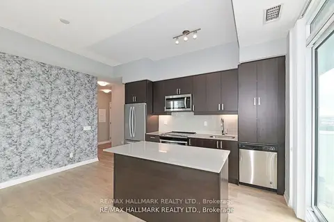 7895 Jane Street 906