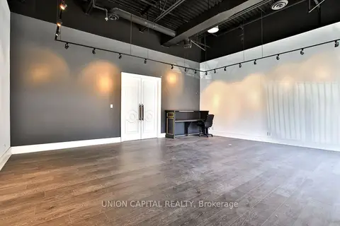 20 Wertheim Court 34