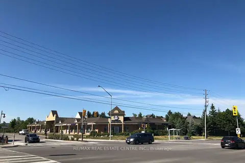5 Swan Lake Boulevard 7