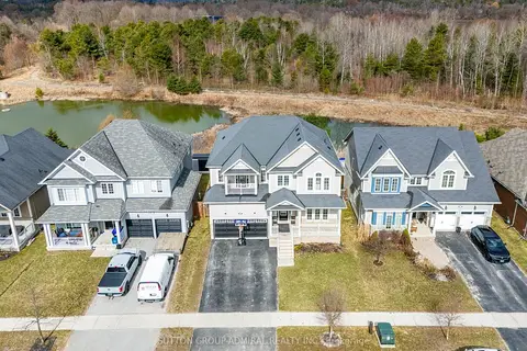 96 Mount Crescent