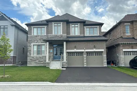 11 Father Muckle Avenue