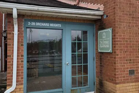 2 Orchard Heights Boulevard 243
