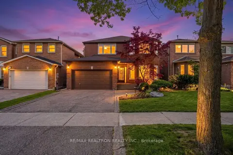 37 Dundurn Crescent