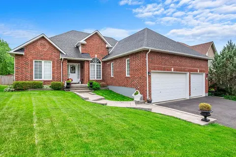 85 Ferncroft Drive