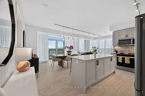 10 Gatineau Drive 1206W