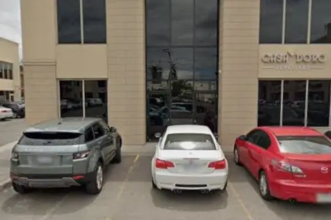 8750 Jane Street 21-22
