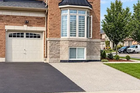 51 Cayton Crescent Lower
