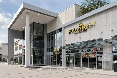 7181 YONGE Street 16