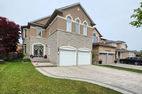 25 Lord  Nelson Court