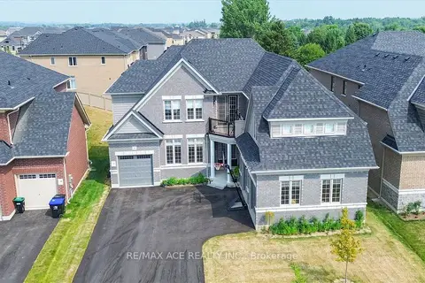 4 Emerald Grove