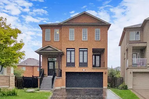 128 Daiseyfield Crescent