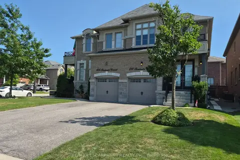 610 Sweetwater Crescent