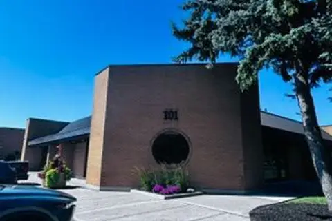 101 Amber Street 2