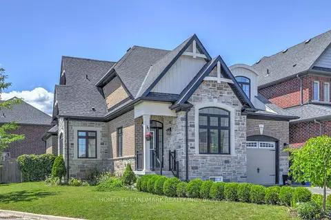 62 Ladder Crescent