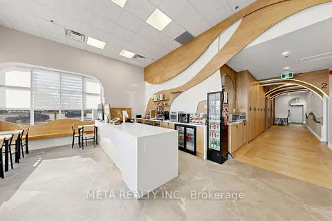 1600 Steeles Avenue W 31