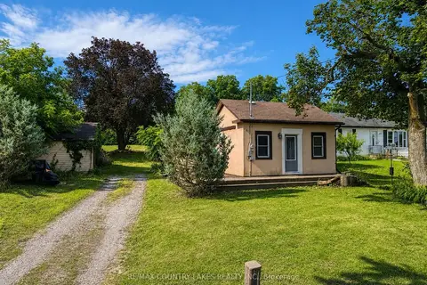 607 Simcoe Street