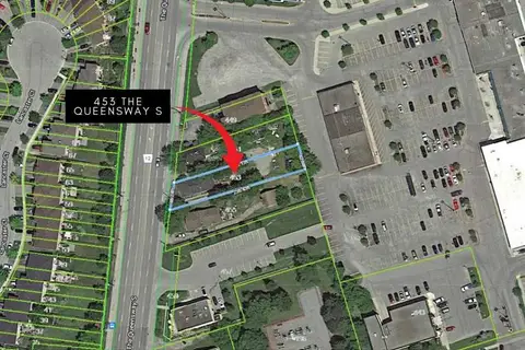453 The Queensway S