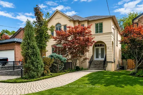 93 Oak Avenue