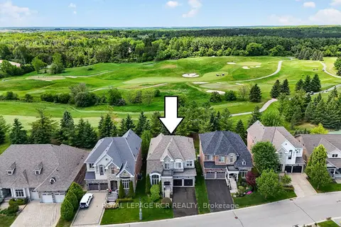19 Emerald Heights Drive