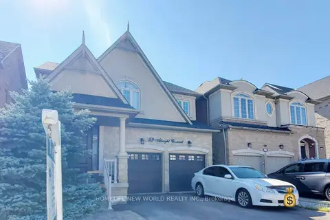 59 Albright Crescent