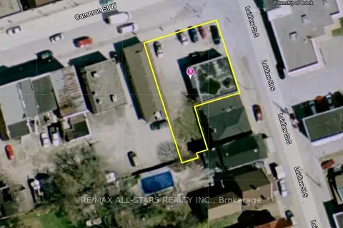 6 Cameron Street W