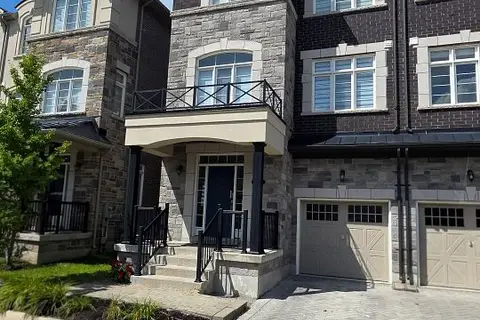 12 Globemaster Lane
