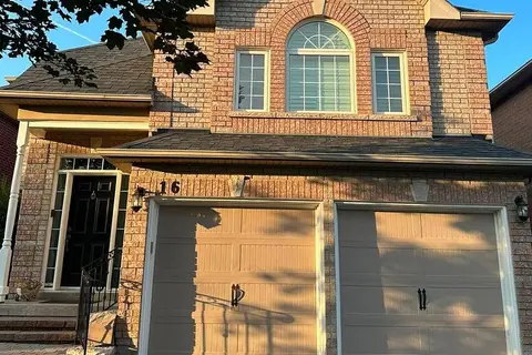 16 Chessman Court