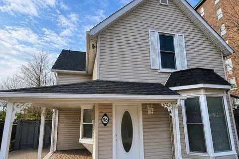 96 Gurnett Street Main