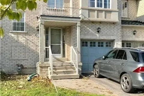 42 Holmwood Street