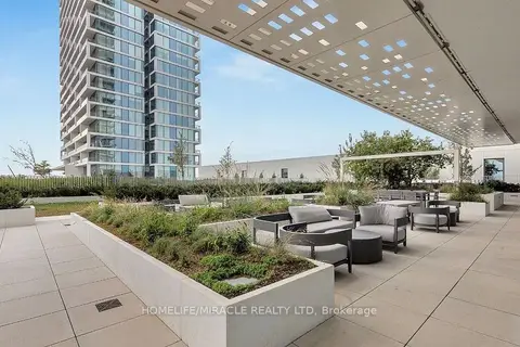 950 Portage Parkway 4107
