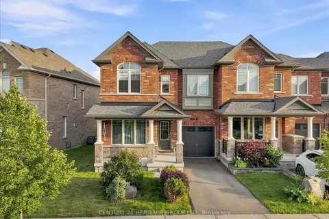 100 Mondial Crescent E