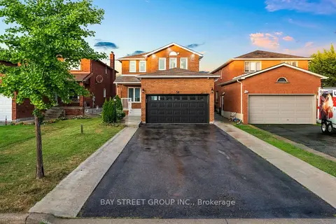 34 Lamp Crescent