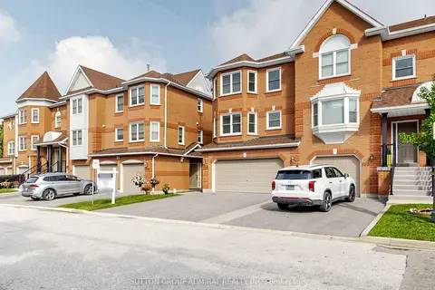 105 Leah Crescent 105