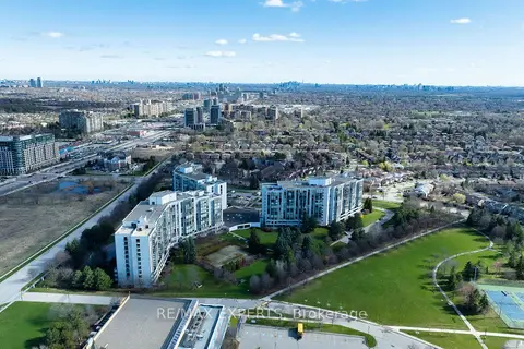 30 Harding Boulevard W Ph01