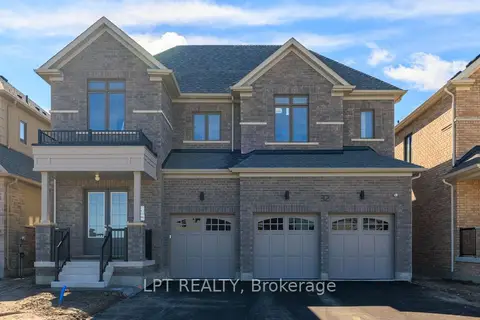 32 Max Bulmer Court