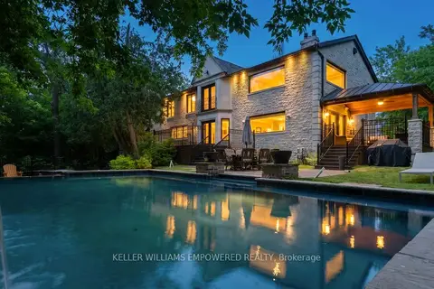 43 Woodland Acres Crescent