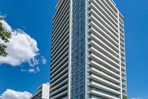 7890 Bathurst Street 611
