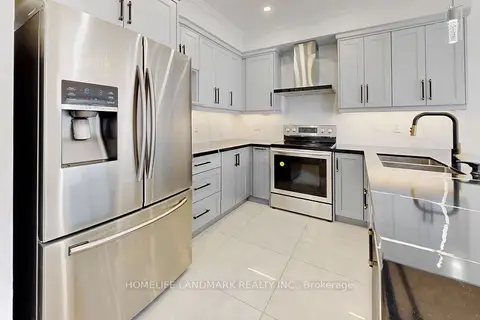 32 Arco Circle