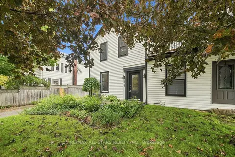 108 Mechanic Street