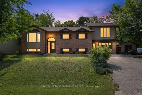 12 Pridham Crescent