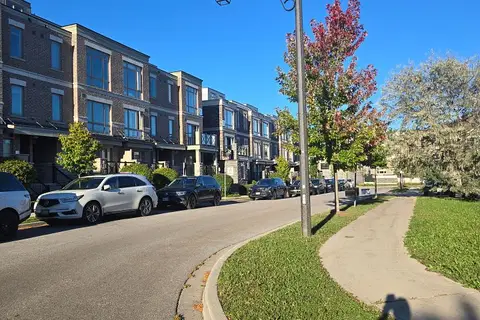 65 Lindcrest Manor 1110