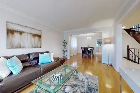 32 Subrisco Avenue Room 4