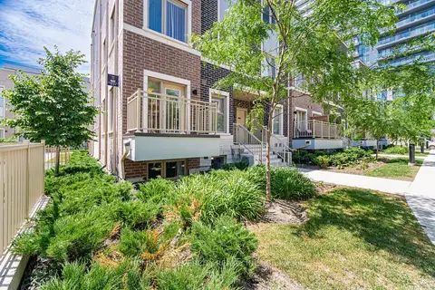 11 Honeycrisp Crescent 13