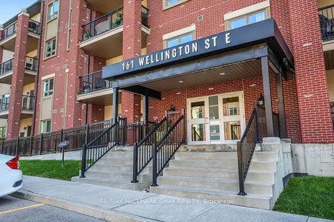 161 WELLINGTON Street E 210